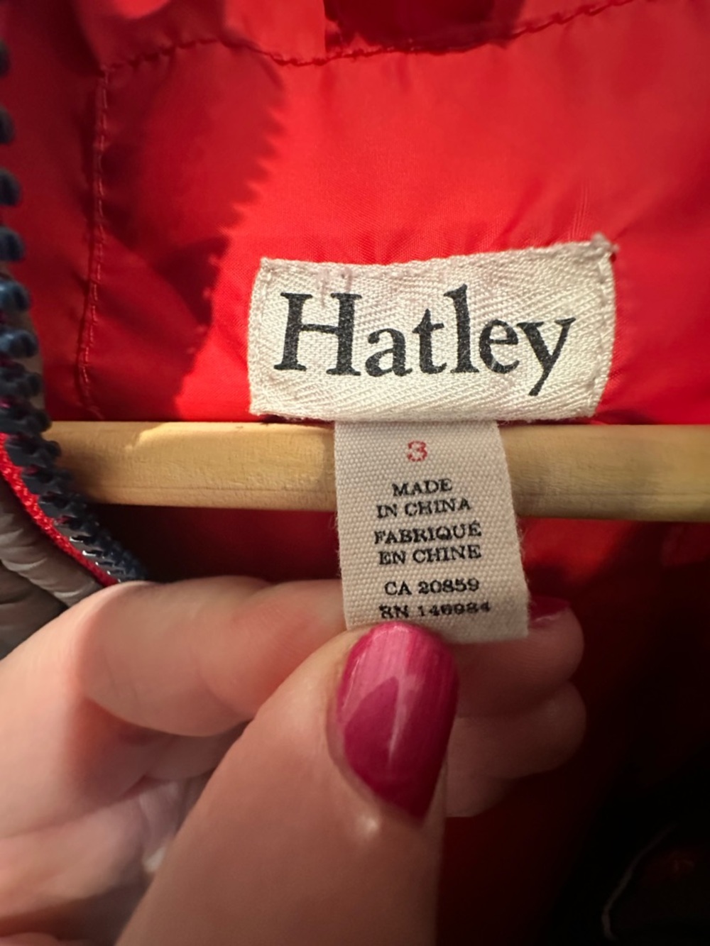 Hatley Toddler Puffer Jacket Size 3 Winter Dogs Print Hooded Coat - EUC - Picture 4 of 5